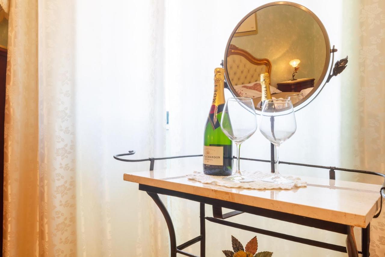 Air-Conditioned Villa In Porto Cesareo With Parking And Bicycles Eksteriør bilde