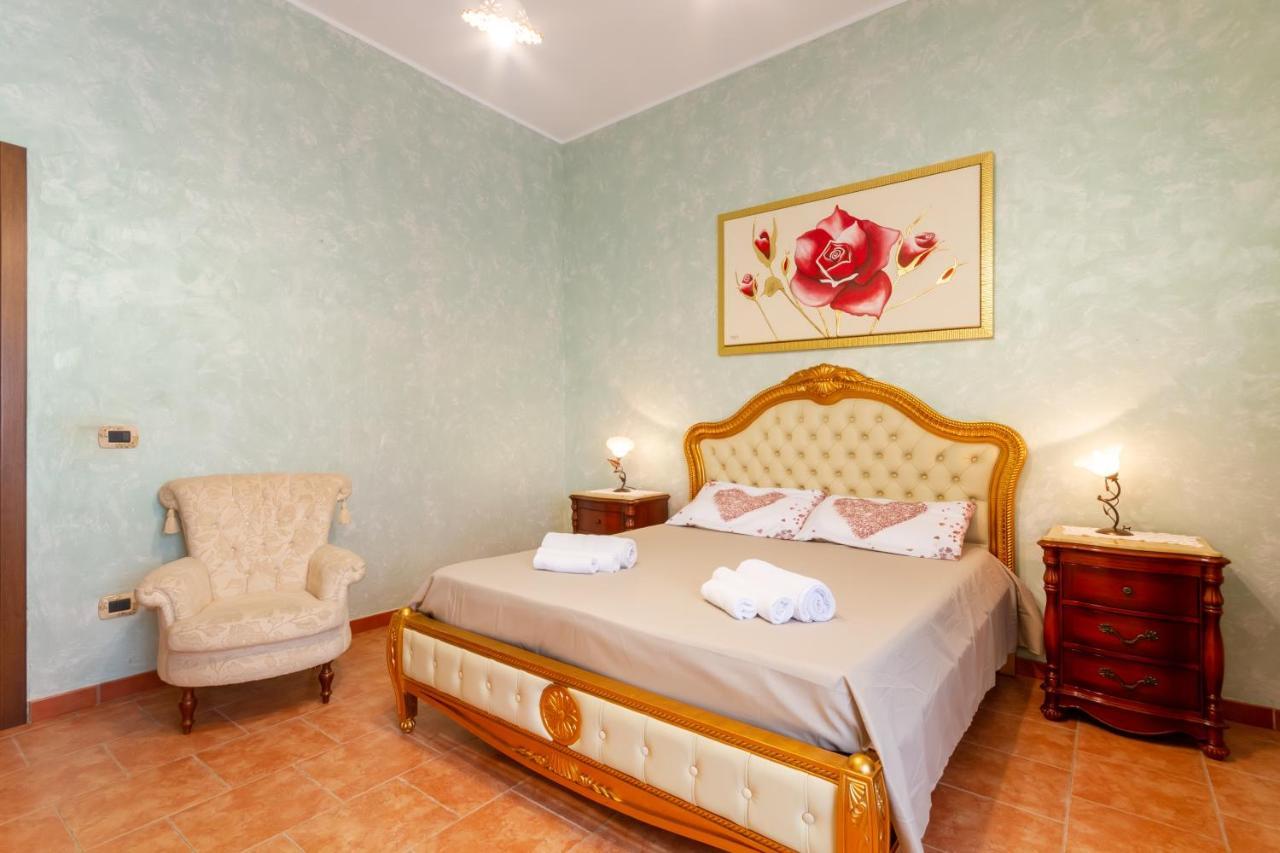 Air-Conditioned Villa In Porto Cesareo With Parking And Bicycles Eksteriør bilde